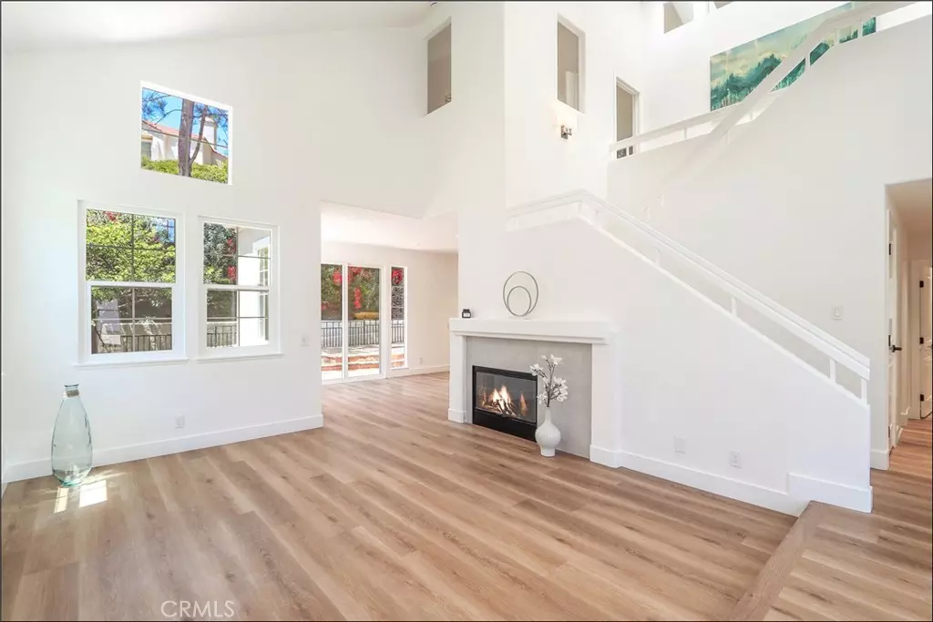 Aliso Viejo, CA 92656,25 Medici