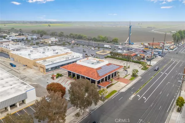 Seal Beach, CA 90740,2999 WESTMINSTER BLVD