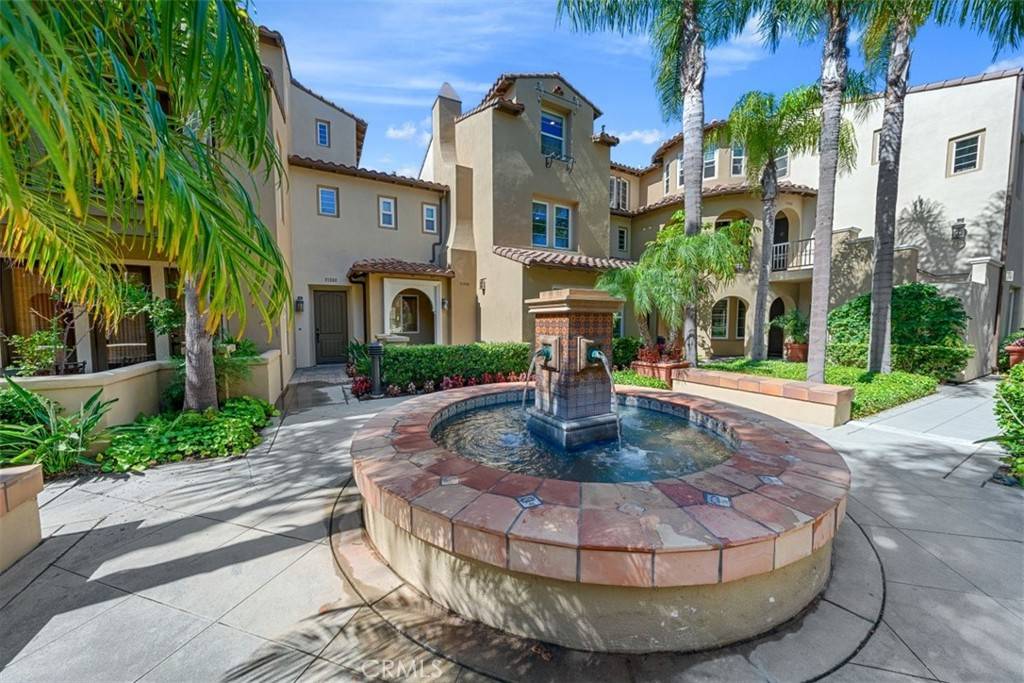 Huntington Beach, CA 92648,21320 Veleta CIR