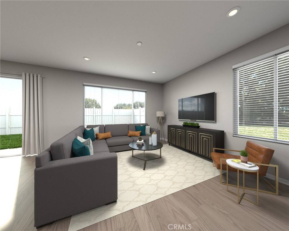 Redlands, CA 92374,2052 Mandarin LN