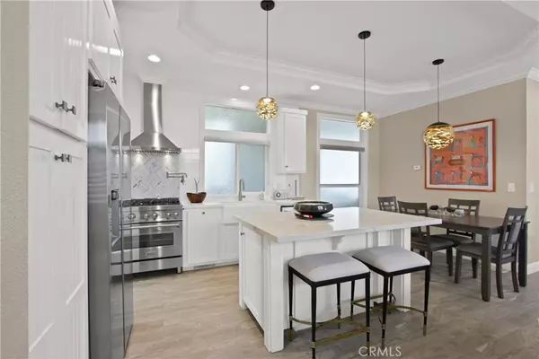 Newport Beach, CA 92660,237 Plymouth
