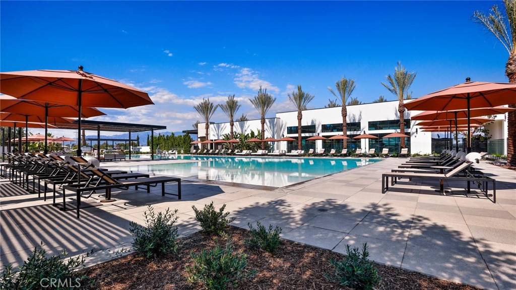 Montebello, CA 90640,38 Remy LN