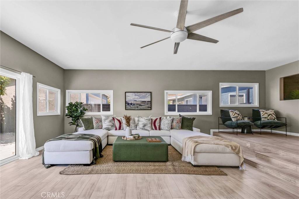 Long Beach, CA 90815,2239 Conquista AVE