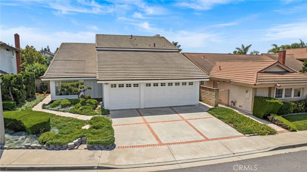 8 Saratoga, Irvine, CA 92620