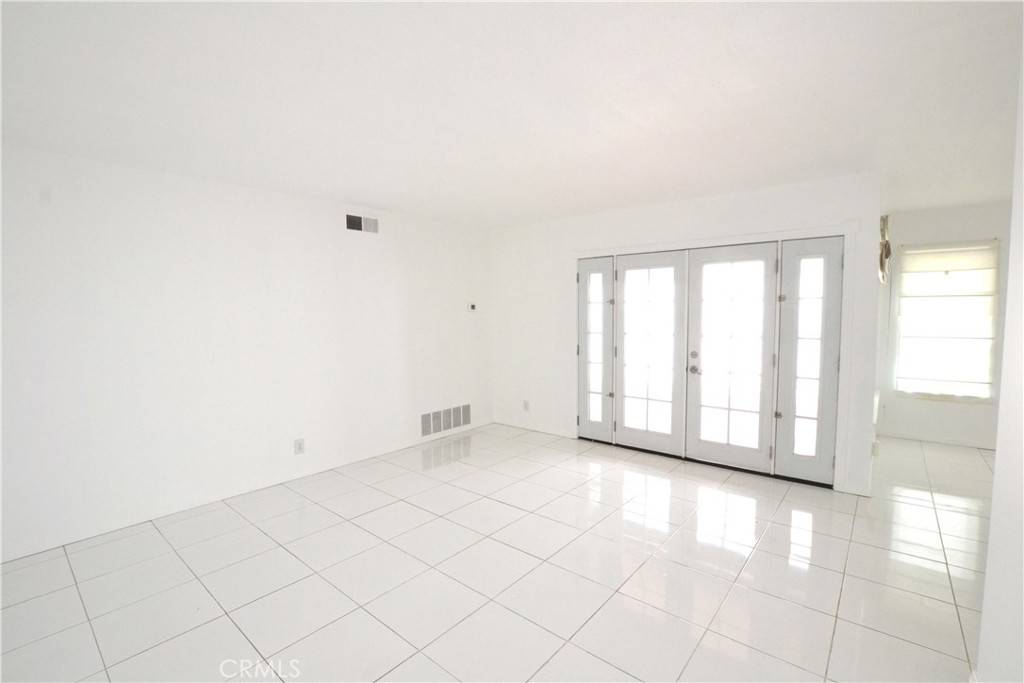 Irvine, CA 92618,5 Lemon Grove