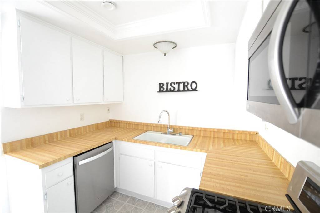 Irvine, CA 92618,5 Lemon Grove