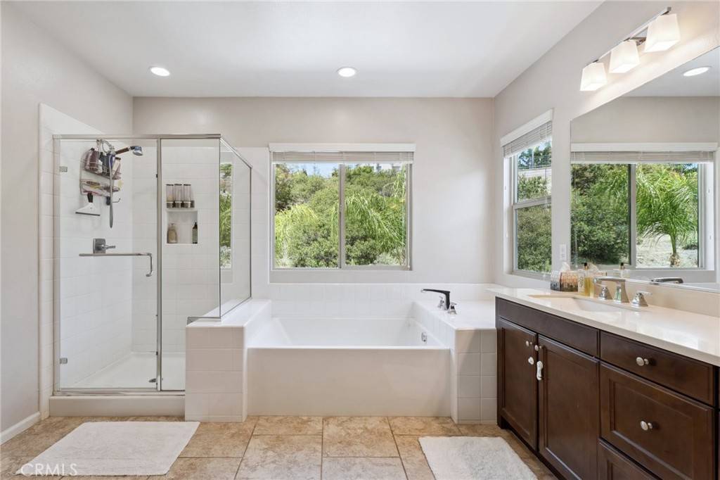 Corona, CA 92883,11266 Hutton RD