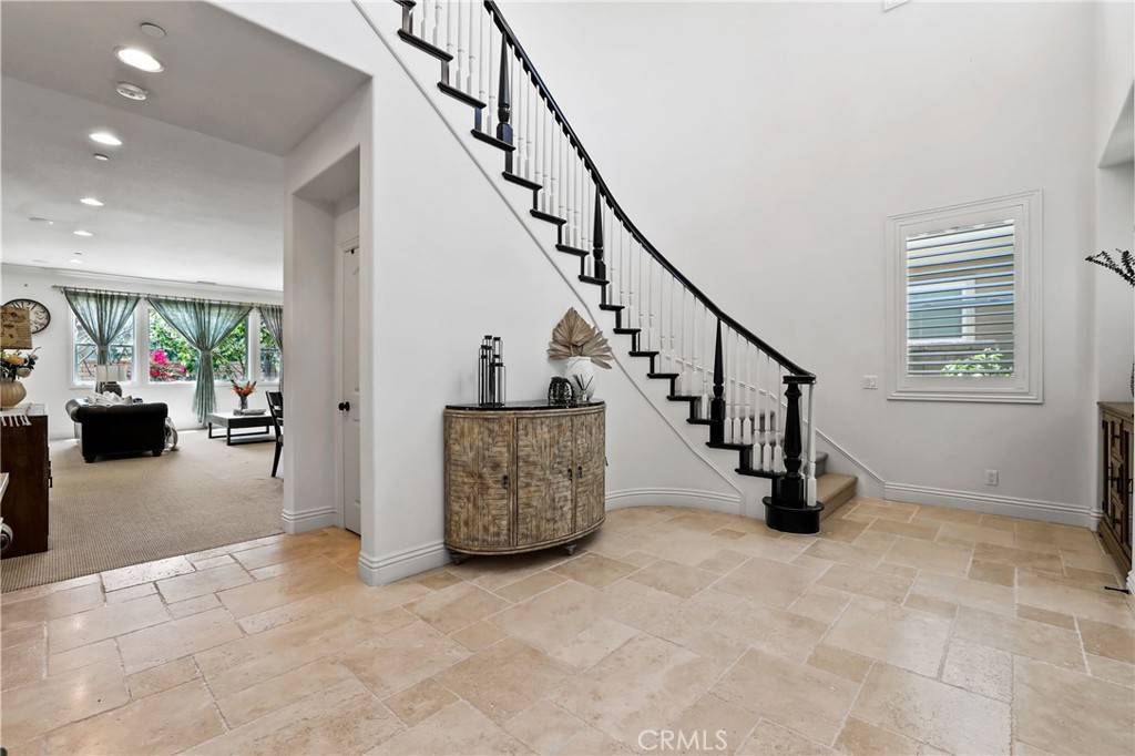 Lake Forest, CA 92630,31 Dogwood