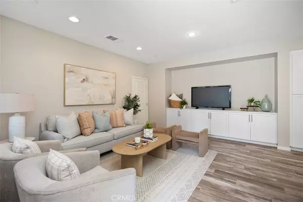 Rancho Mission Viejo, CA 92694,16 Abarrota ST