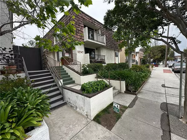 Los Angeles, CA 90066,12747 Pacific AVE #4