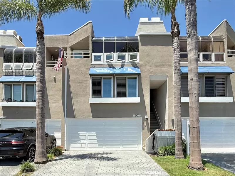 16065 Surprise LN, Huntington Beach, CA 92649