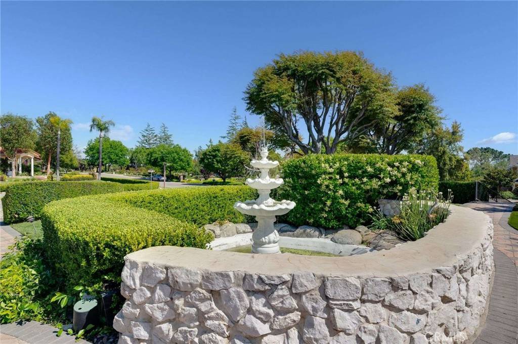 Claremont, CA 91711,3605 Leicester CT