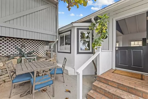 Laguna Beach, CA 92651,2750 Solana WAY