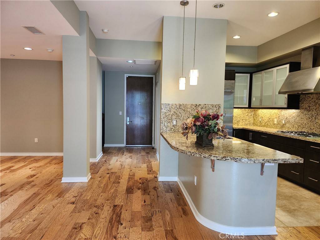 Irvine, CA 92612,21 Gramercy, #115