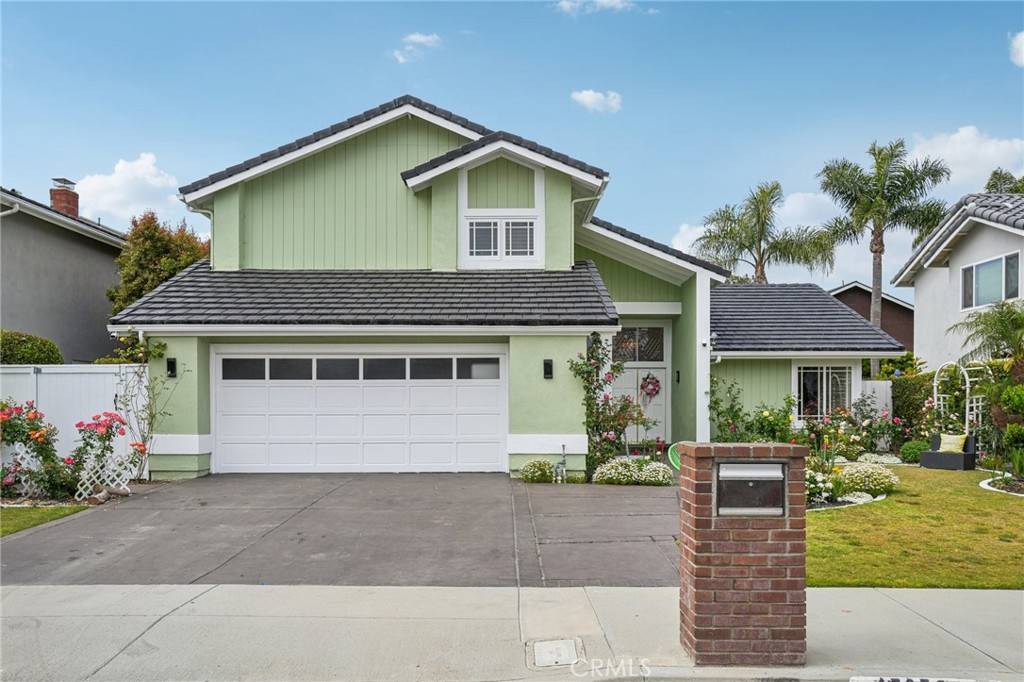Huntington Beach, CA 92649,17675 Rainglen