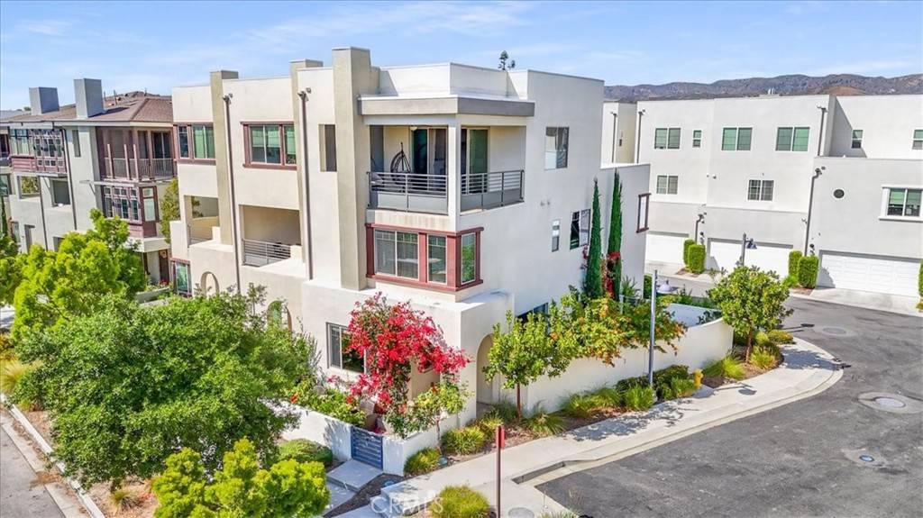 177 Frame, Irvine, CA 92618