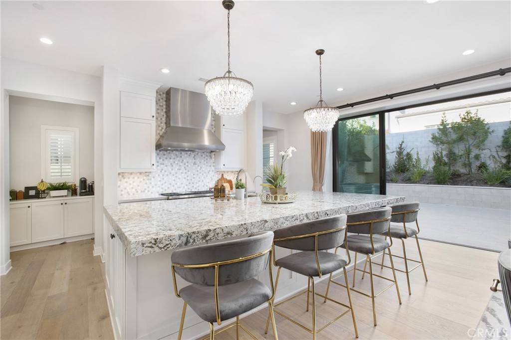 Irvine, CA 92618,85 Spacial