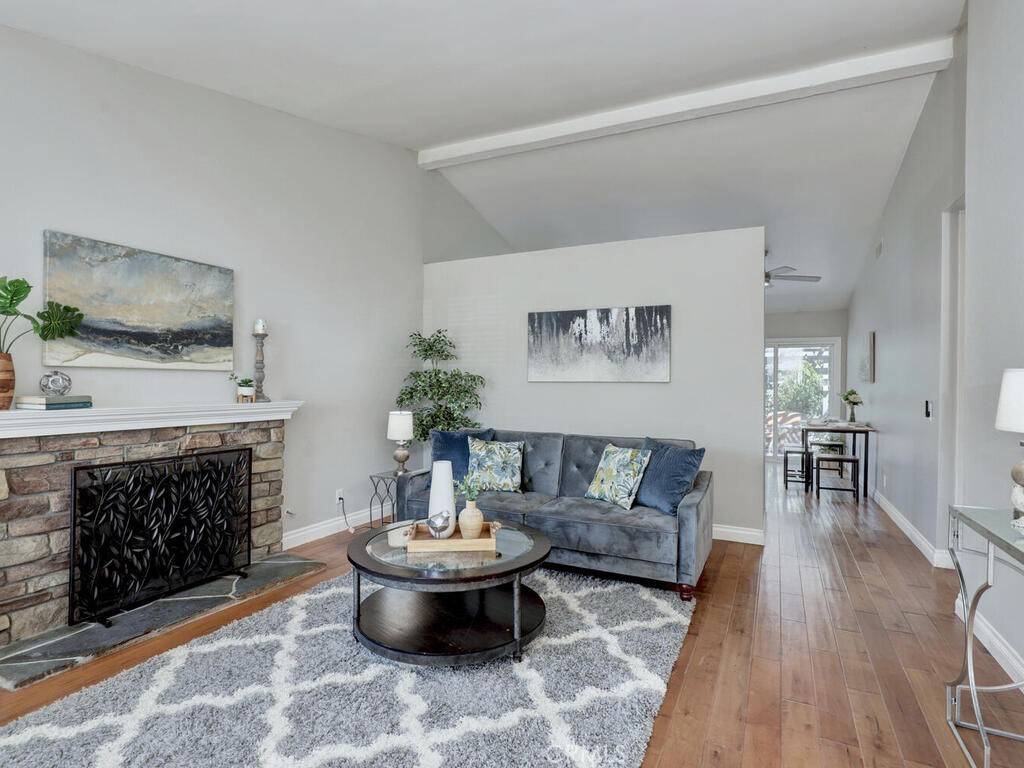 Lake Forest, CA 92630,22661 Claude CIR