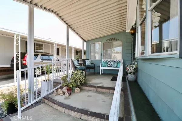 La Mirada, CA 90638,12726 Lake Forest DR #25