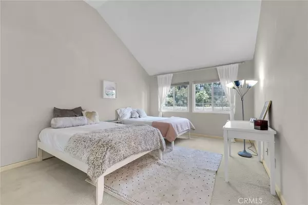 Huntington Beach, CA 92648,7402 Yellowtail DR #204