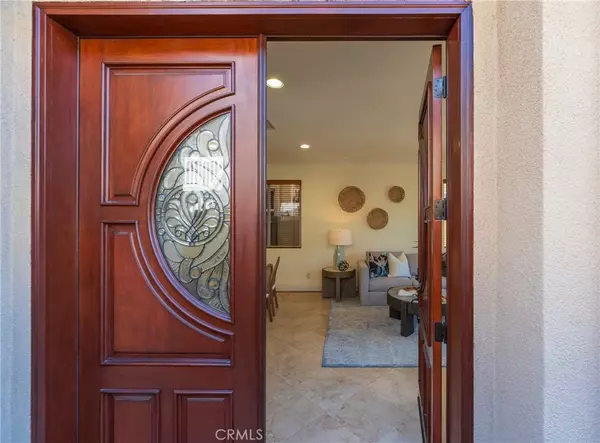 Huntington Beach, CA 92648,416 15th ST