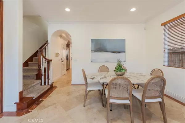 Huntington Beach, CA 92648,416 15th ST