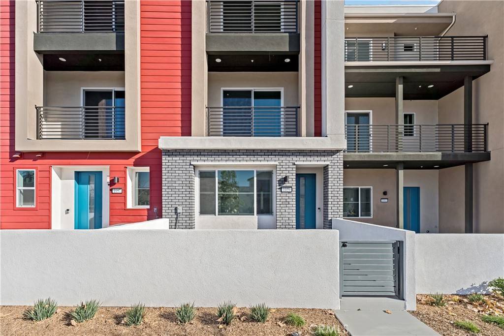 1059 cadence, Irvine, CA 92618