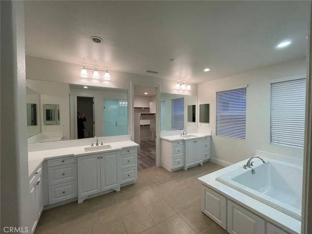 2 Stafford Place, Tustin, CA 92782