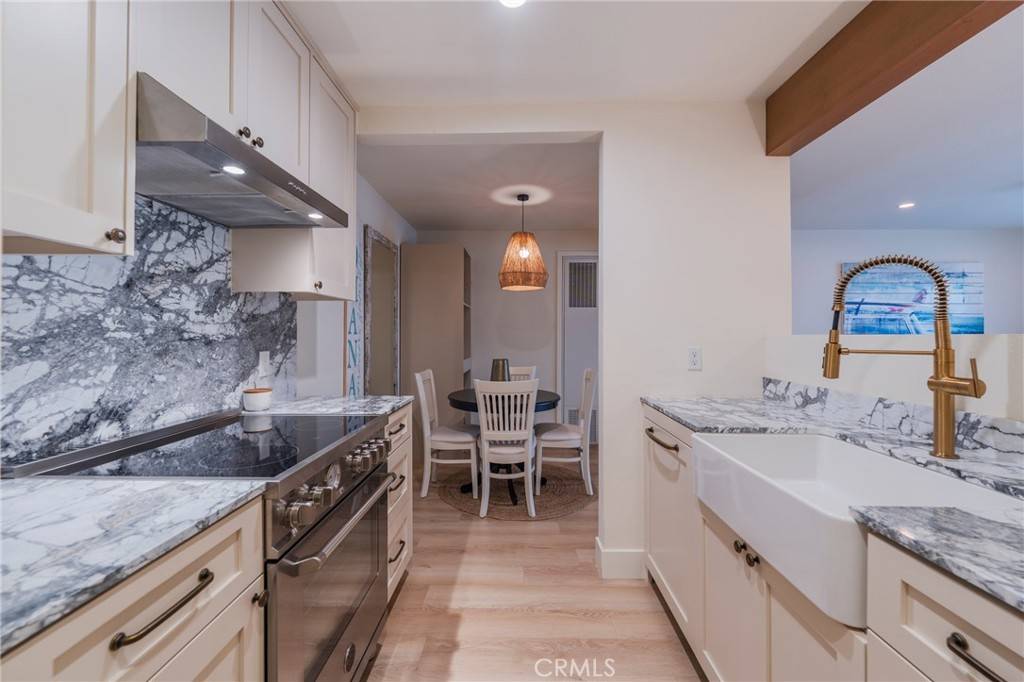 215 Wichita AVE #106, Huntington Beach, CA 92648