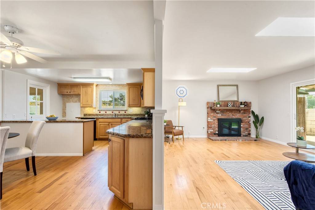 Huntington Beach, CA 92646,10402 Oronsay CIR