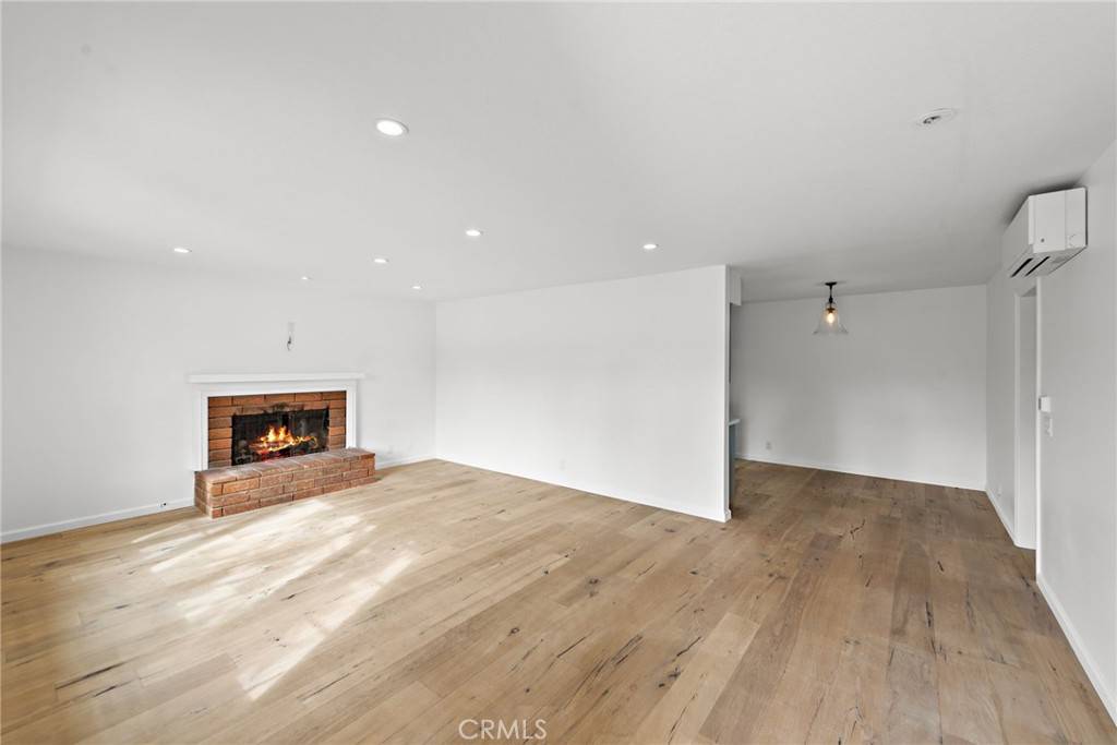 San Clemente, CA 92672,134 Esplanade