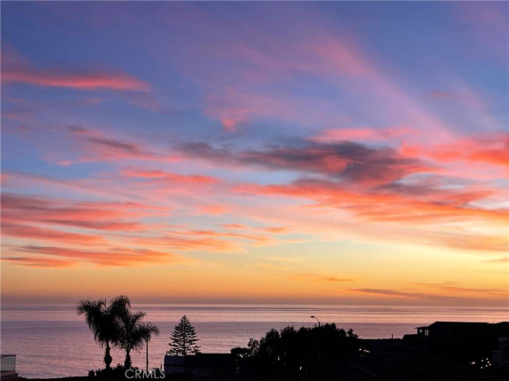 320 Ashton DR, Laguna Beach, CA 92651