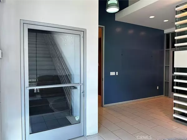 Irvine, CA 92618,9900 Irvine Center DR #200