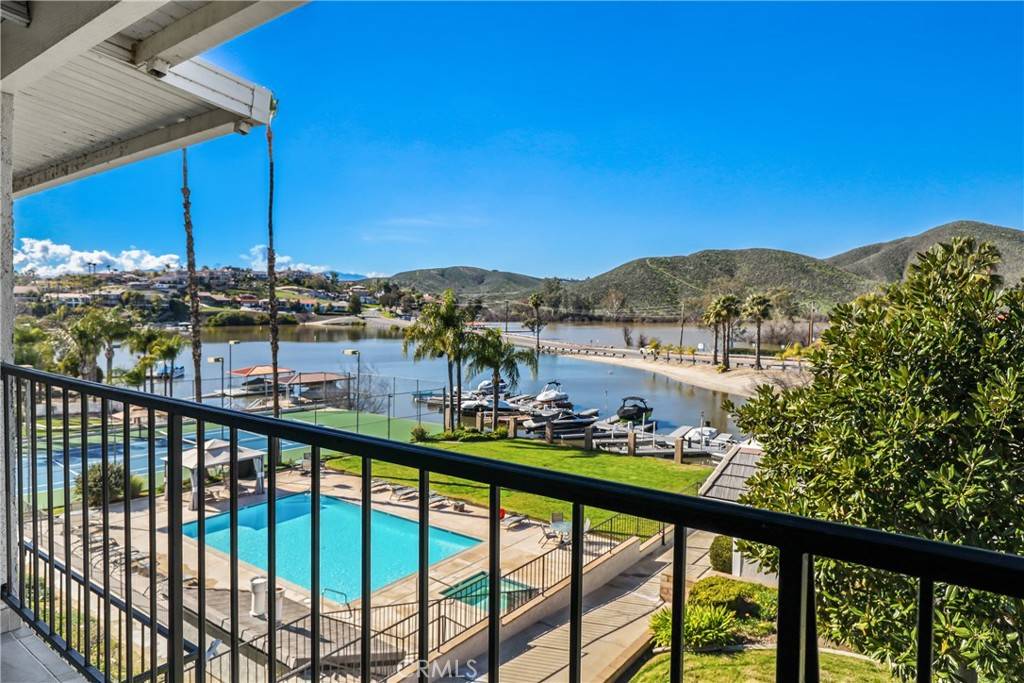 22570 Bass PL #11, Canyon Lake, CA 92587
