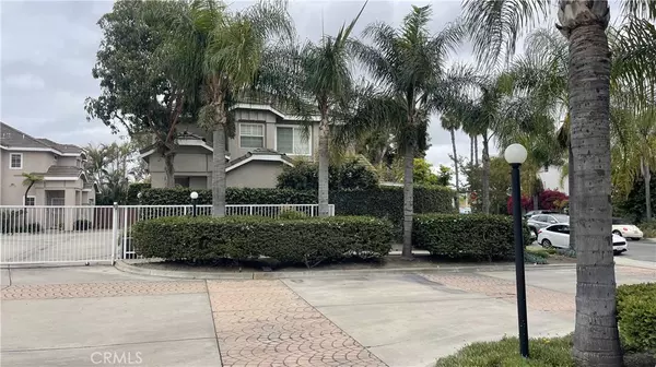Garden Grove, CA 92843,13442 Flower ST #15