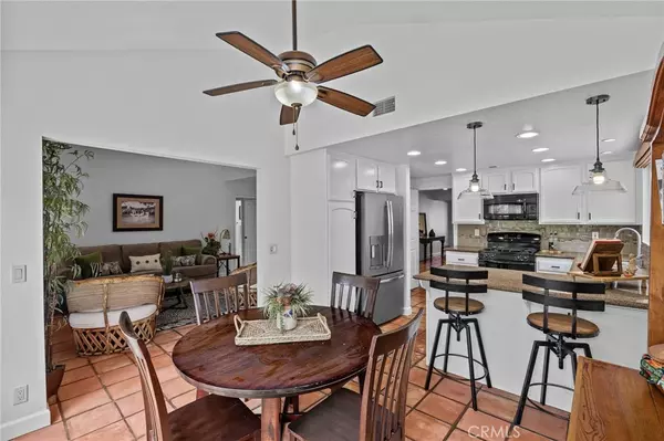 Mission Viejo, CA 92692,28406 Buena Vista
