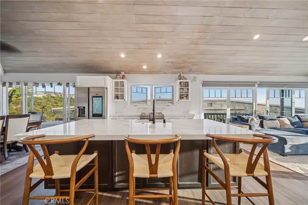Laguna Beach, CA 92651,1044 Noria ST
