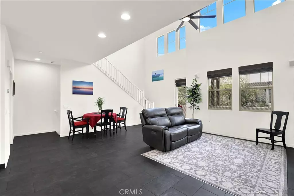 Rancho Mission Viejo, CA 92694,7 Abarrota ST