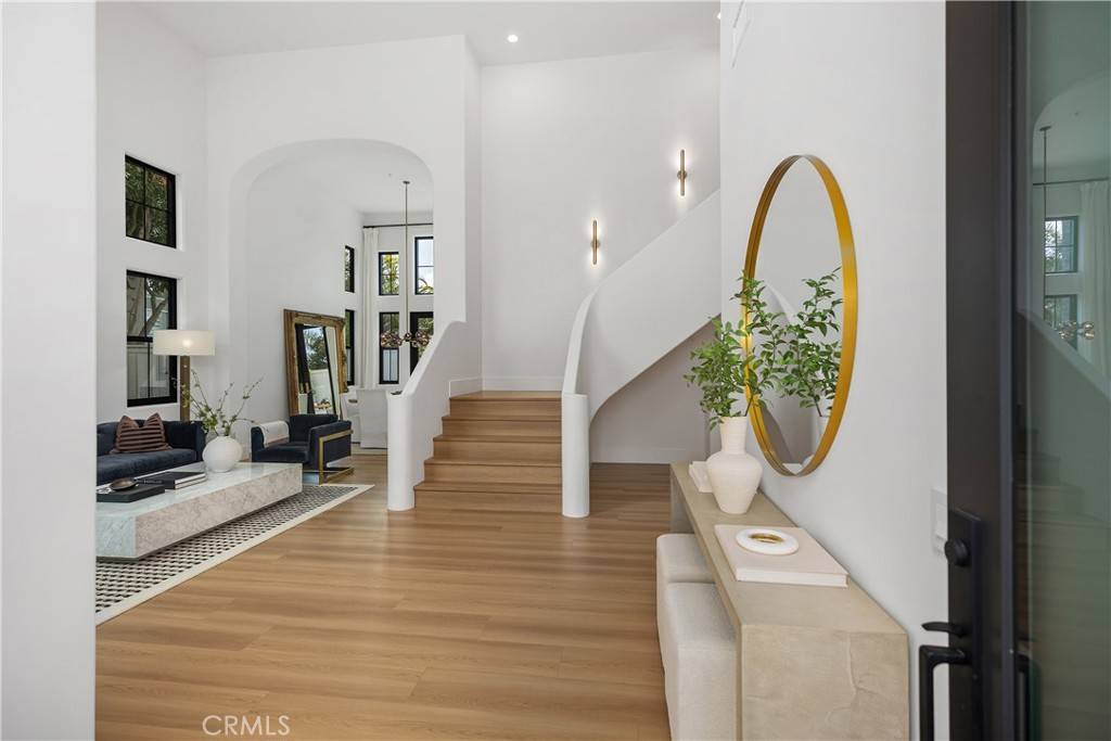 San Clemente, CA 92673,2317 Via Zafiro