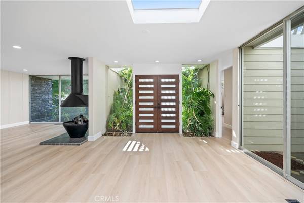 1824 Park ST, Huntington Beach, CA 92648