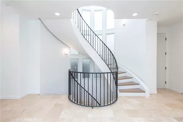 Manhattan Beach, CA 90266,3300 Alma AVE