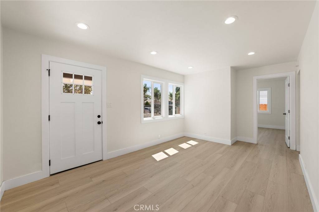 Highland, CA 92346,7488 Los Feliz DR