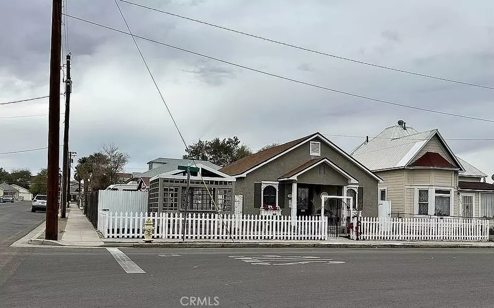304 C ST, Needles, CA 92363