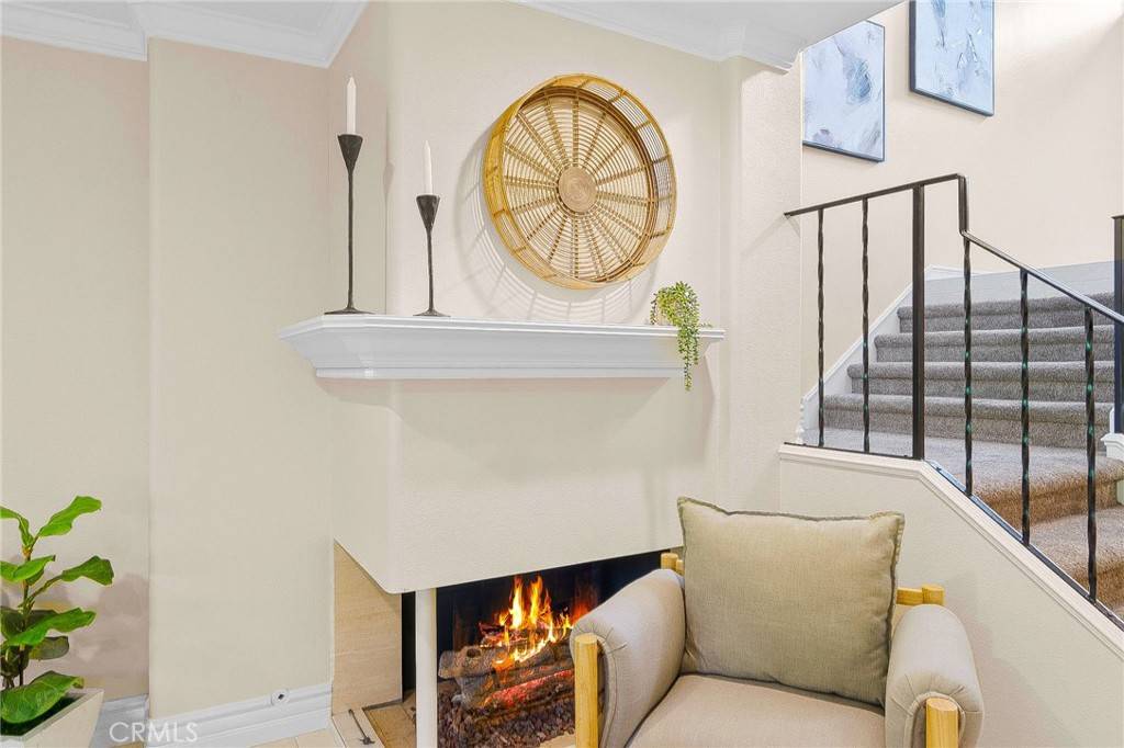 Newport Beach, CA 92660,2607 Vista Ornada