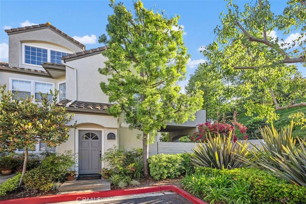 81 Cloudcrest, Aliso Viejo, CA 92656