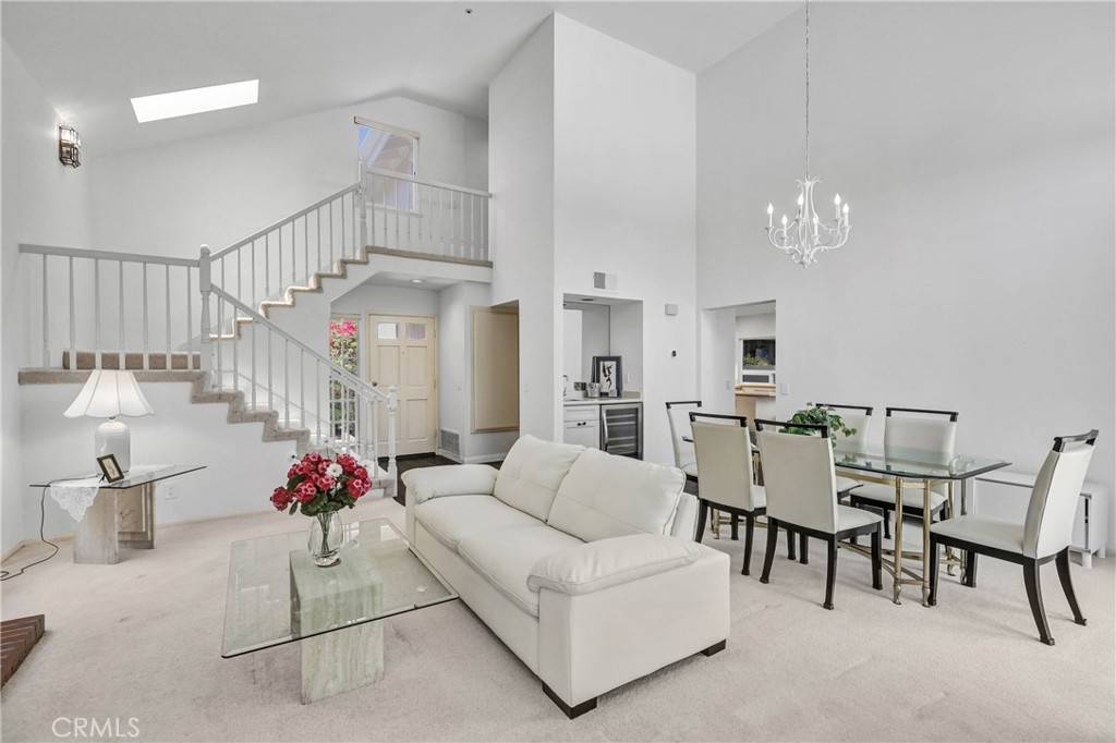 San Clemente, CA 92673,2146 Via Aguila