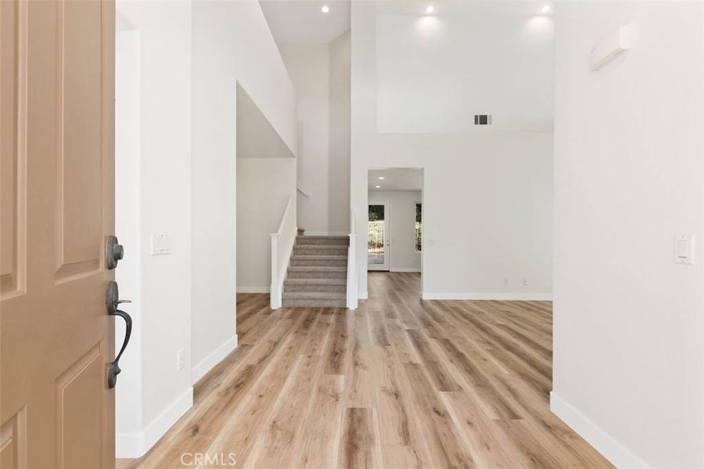 Aliso Viejo, CA 92656,10 Lyon Ridge