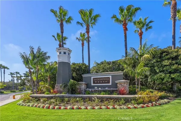 6249 Pacific Pointe DR #16, Huntington Beach, CA 92648