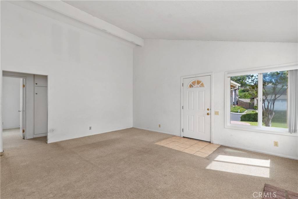 Mission Viejo, CA 92692,28411 La Noche