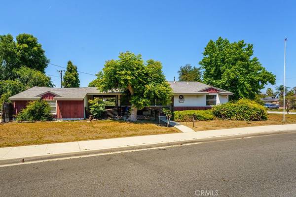2407 E Walnut Creek, West Covina, CA 91791